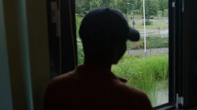 Binnenkijken in de noodopvang Loosdrecht: 'Ik voelde me bang'