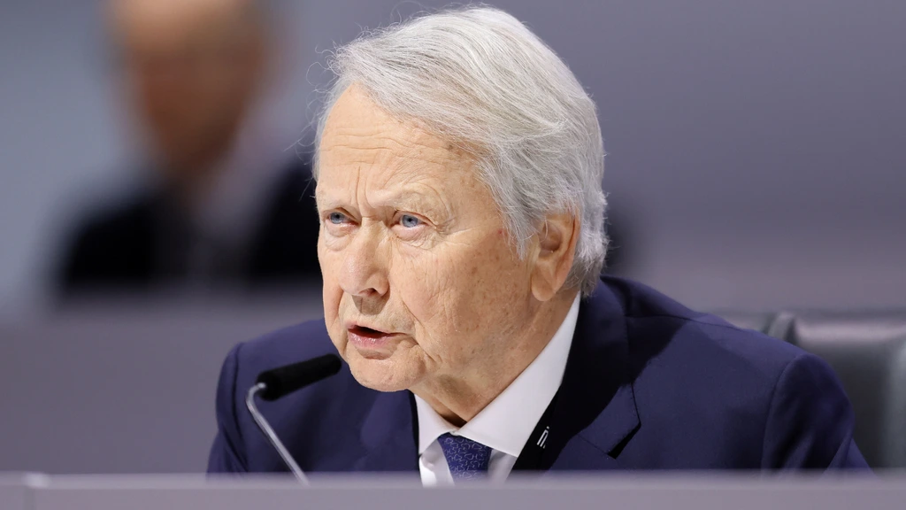 Porsche-telg zet villa in de verkoop na kritiek op plan voor privétunnel