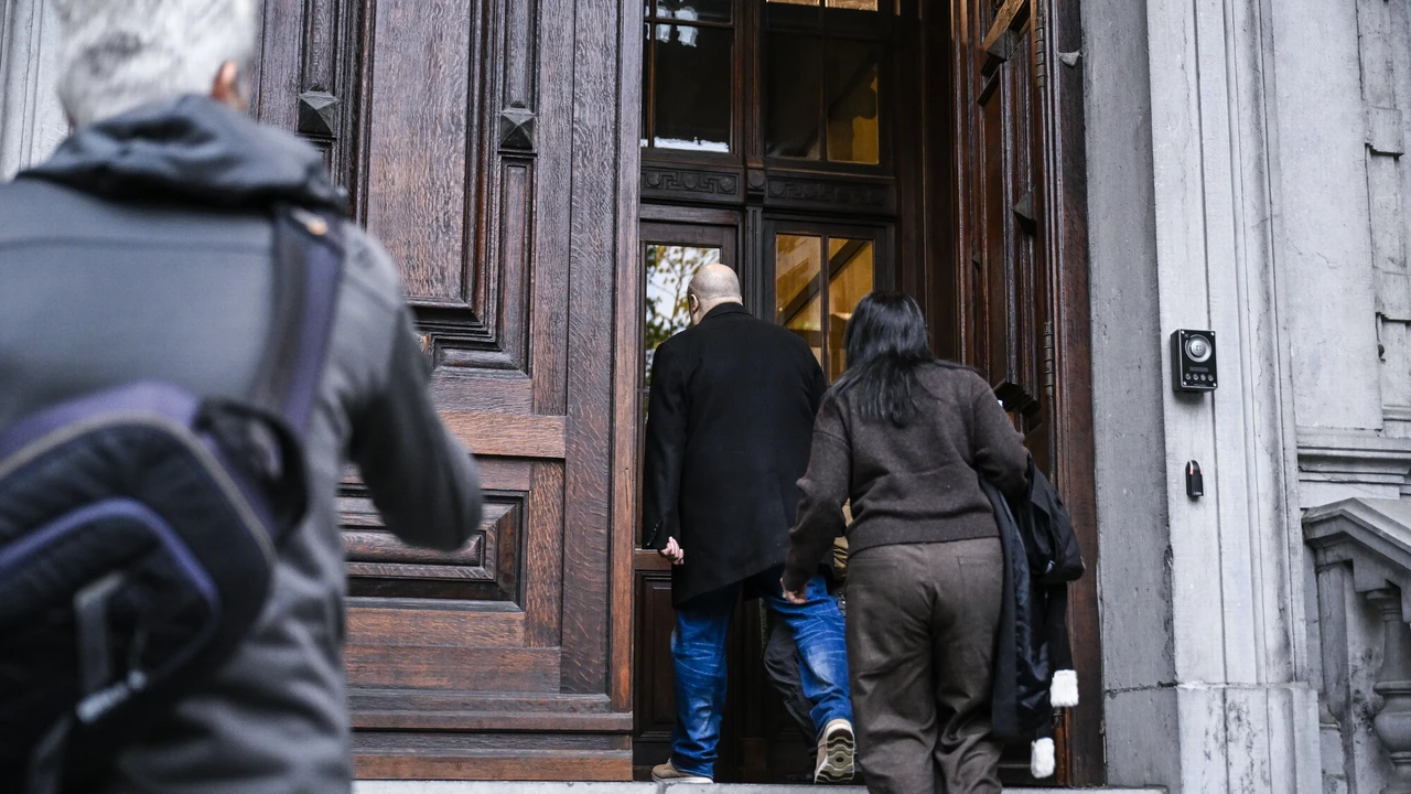 Nederlandse vader die zoon (14) in België liet sterven veroordeeld tot 23 jaar cel Nederlandse vader die zoon (14) in België liet sterven veroordeeld tot 23 jaar cel