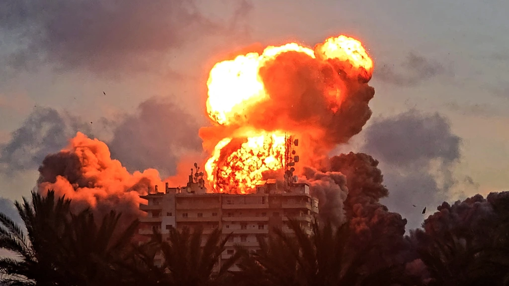 Foto: Aanvallen Israël in Libanon gaan door, groot deel van het zuiden nu 'gevechtszone' 