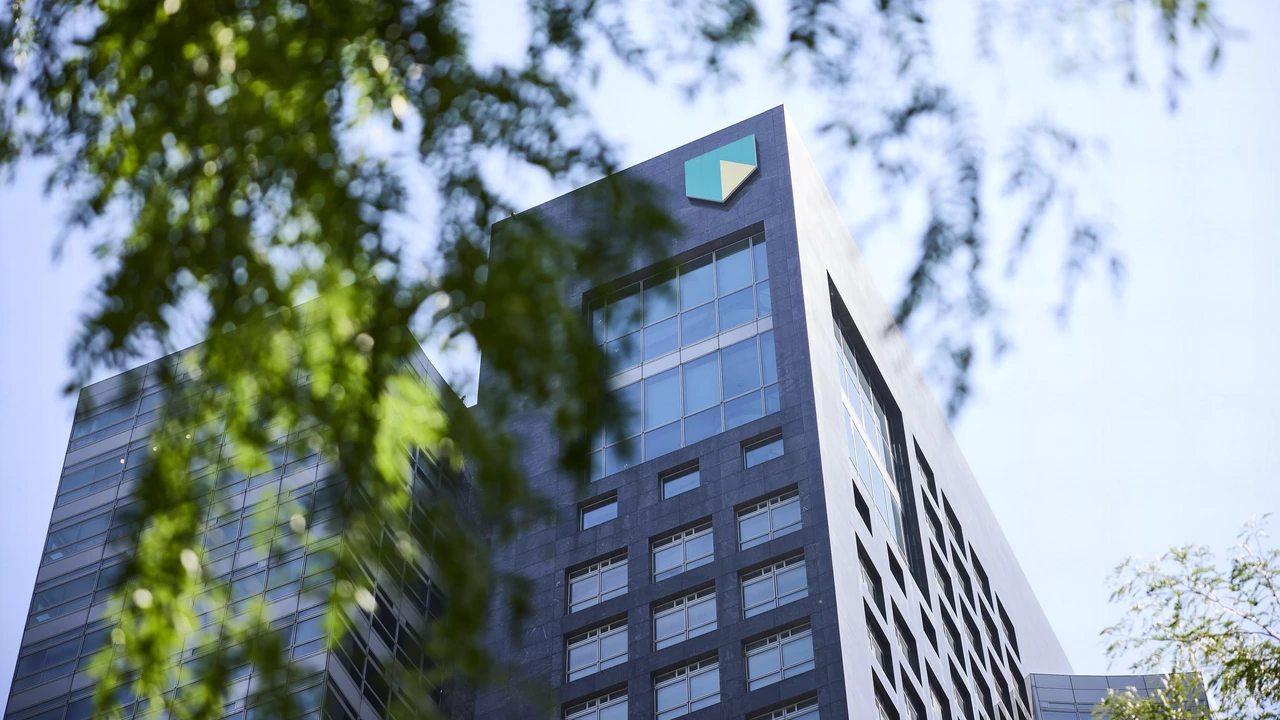 Dutch State to Further Reduce ABN Amro Stake to 10.5%