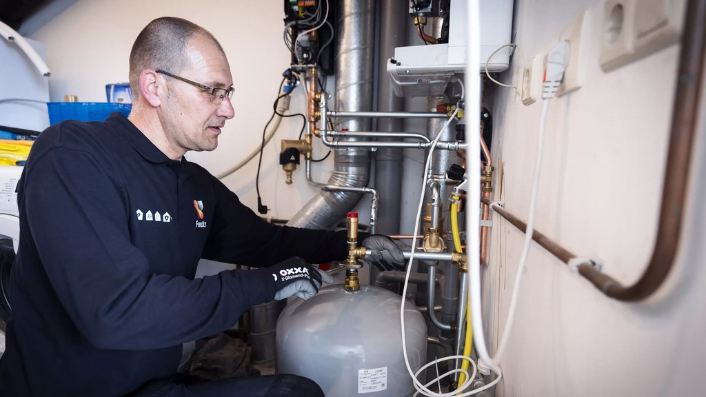 Foto: Kabinet wil burger toch weer aan hybride warmtepomp hebben