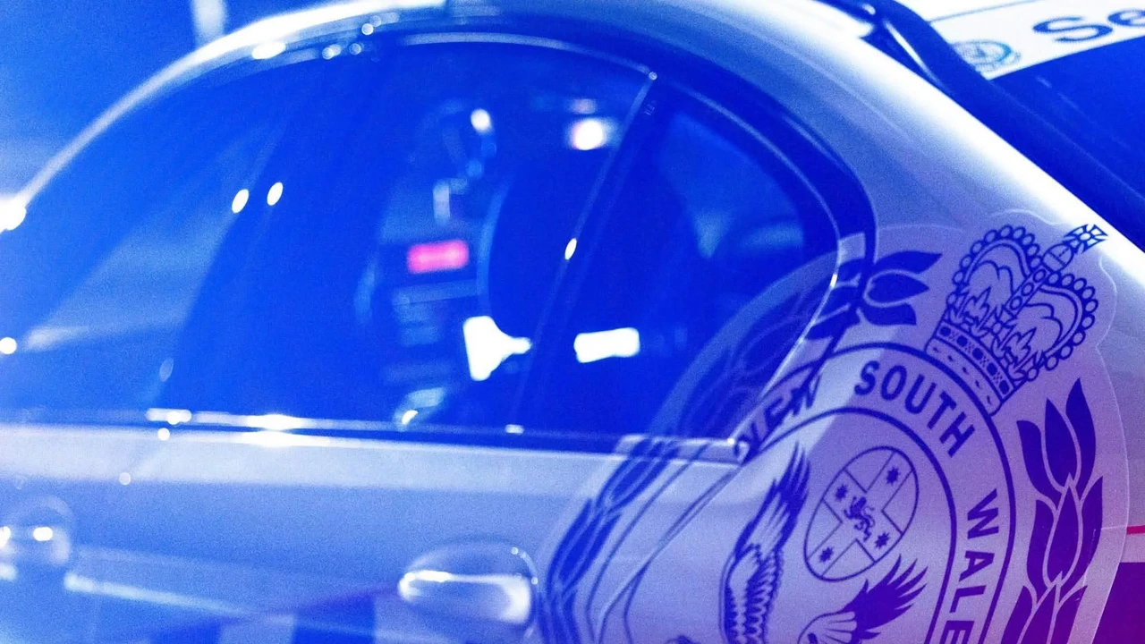 Auto rijdt in op menigte Australië: 10 gewonden onder wie jonge kinderen Auto rijdt in op menigte Australië: 10 gewonden onder wie jonge kinderen