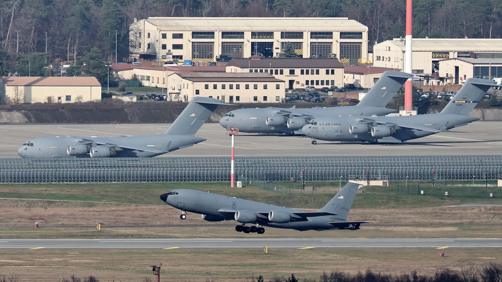 Foto: 'Weghalen militairen VS uit Duitsland ondermijnt Amerikaanse geloofwaardigheid'