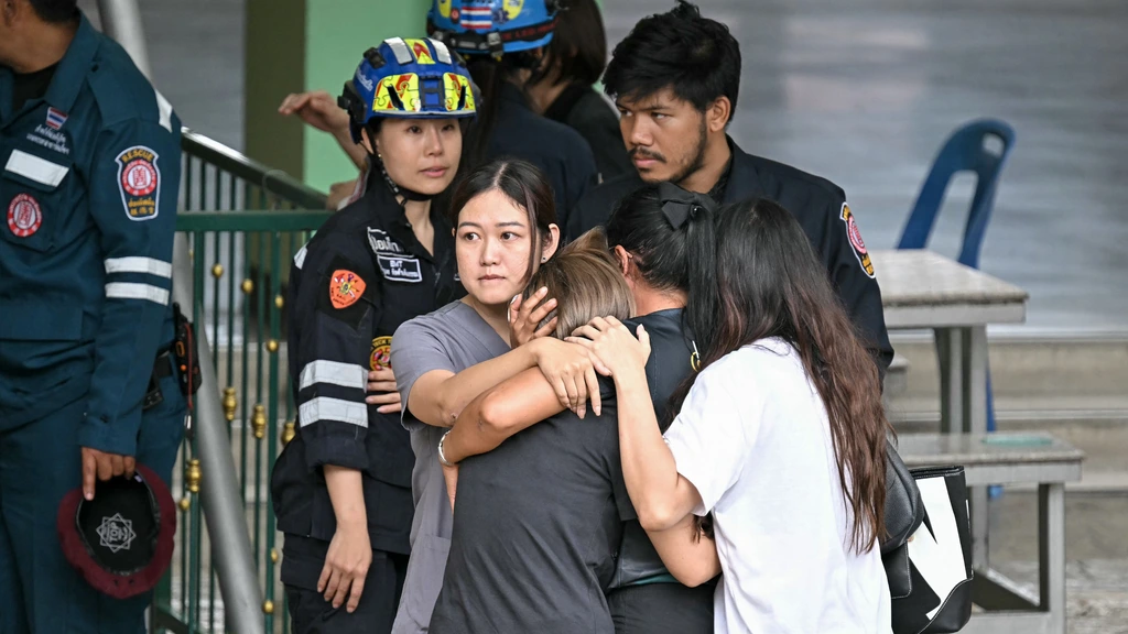 Thaise schoolschutter (14) ging van lokaal naar lokaal, zeggen overlevenden