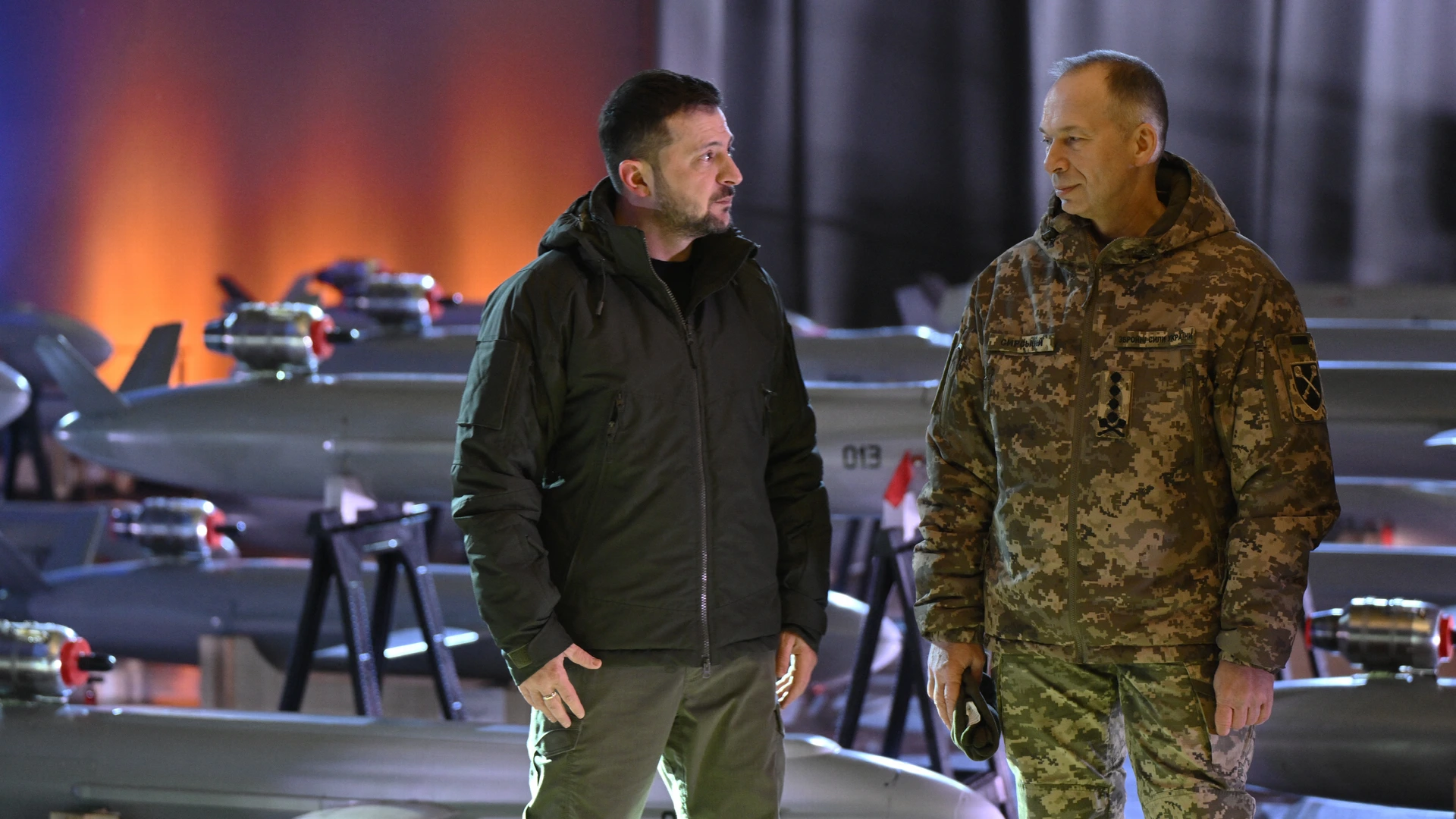 President Zelensky stuurt ook legerchef Syrsky weg