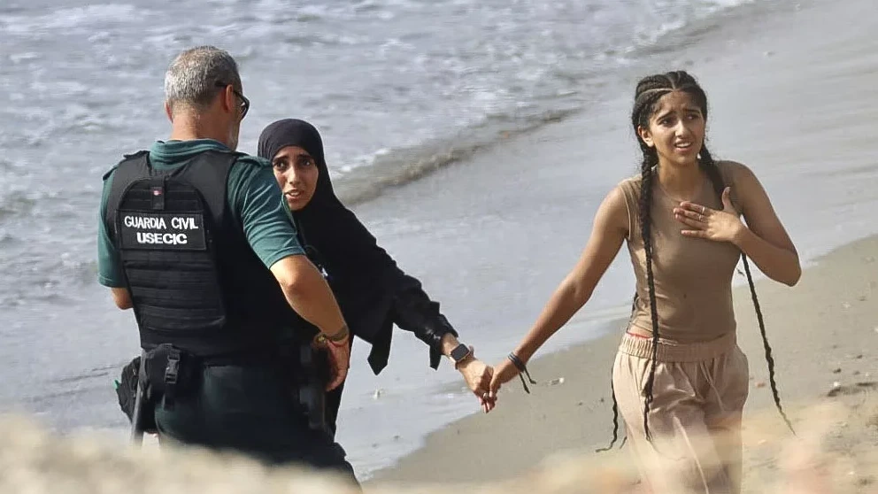 Foto: Exclave Ceuta gaat met spoed 500 minderjarige meisjes naar Spanje overbrengen