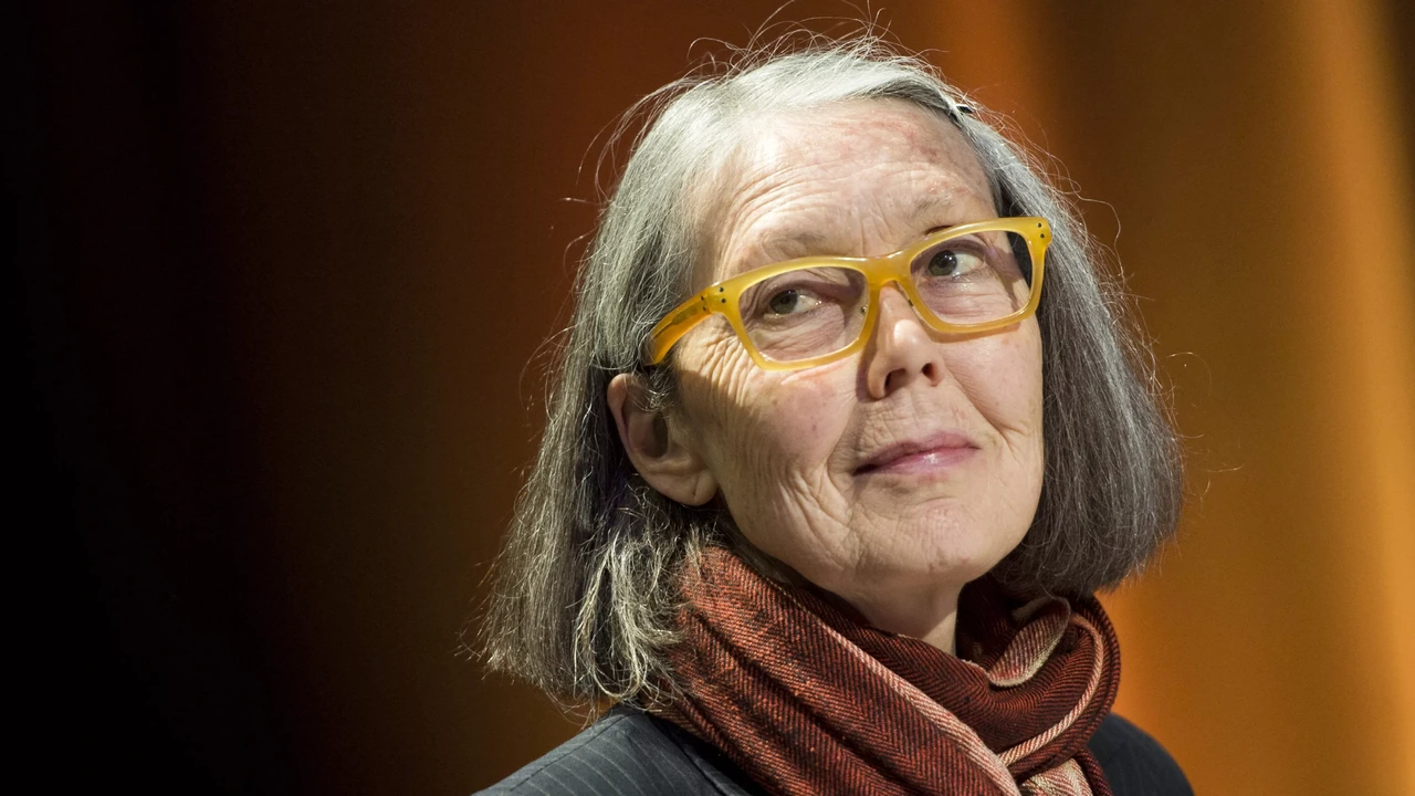 Nobelprijs voor Canadese dichter en hoogleraar klassieke talen Anne Carson