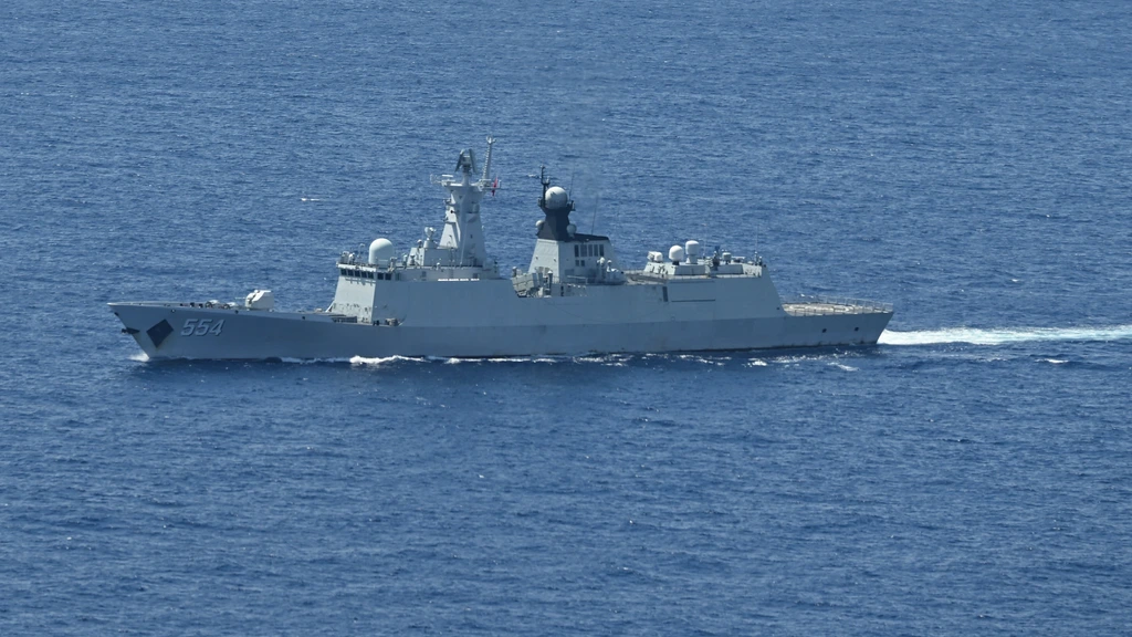 Foto: Japan protesteert tegen Chinese oefening op zee met scherp