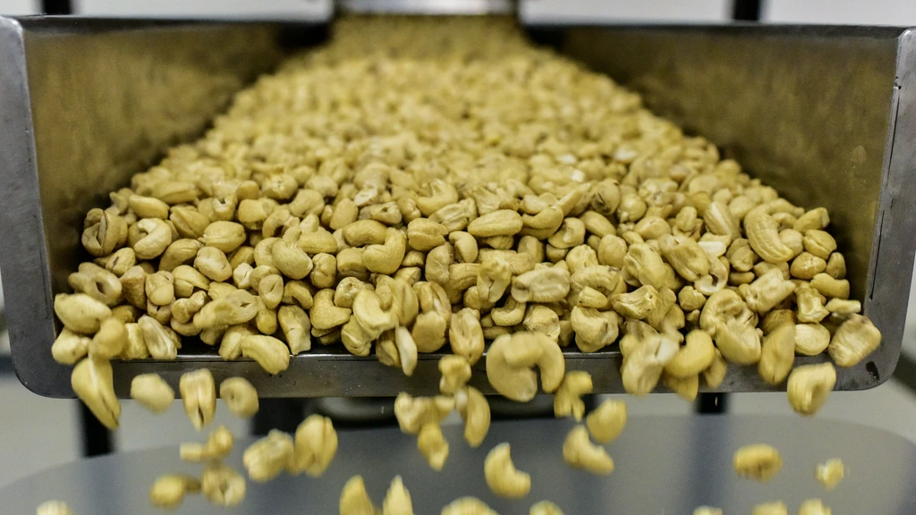 Supermarkten roepen cashewnoten terug om metaaldeeltjes