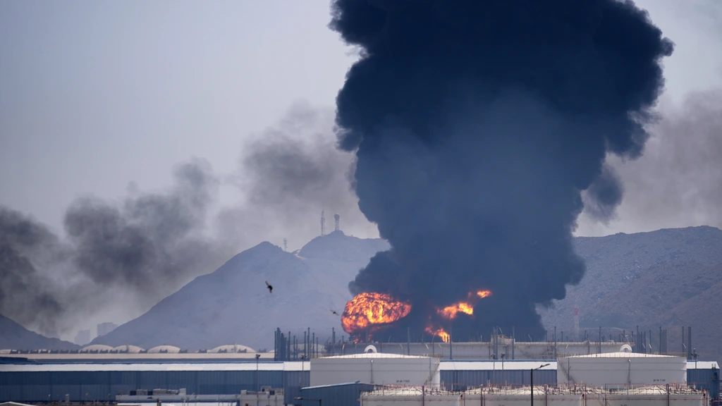 Foto: Explosies gemeld in meerdere Iraanse steden, nog veel onduidelijk