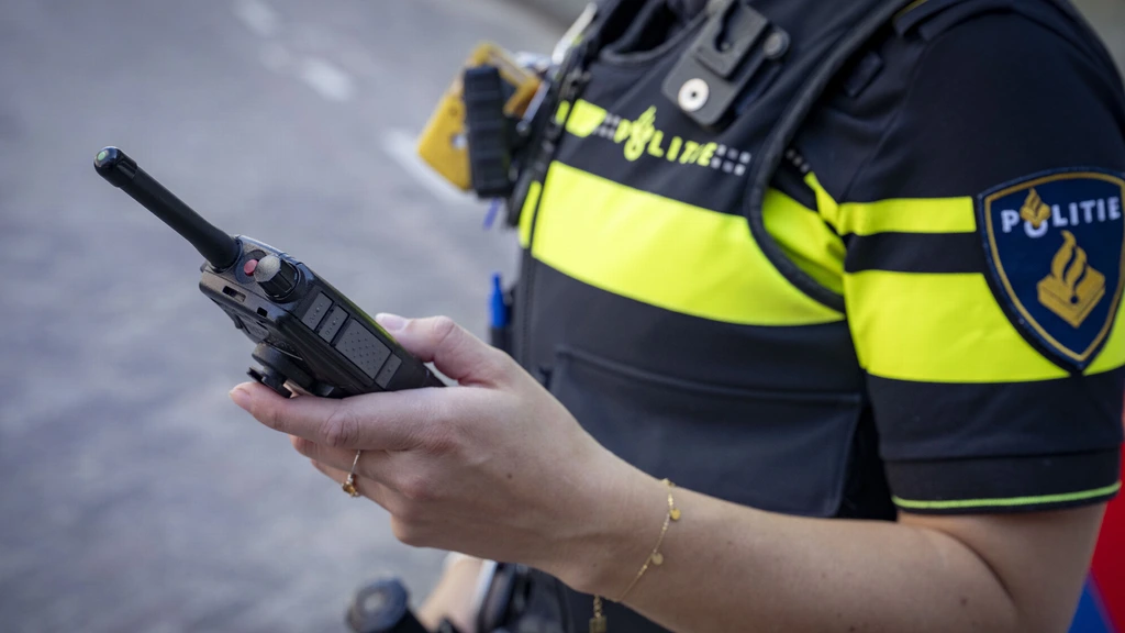 Foto: Man verdacht van mishandeling twee vrouwen in Utrecht, politie deelt signalement