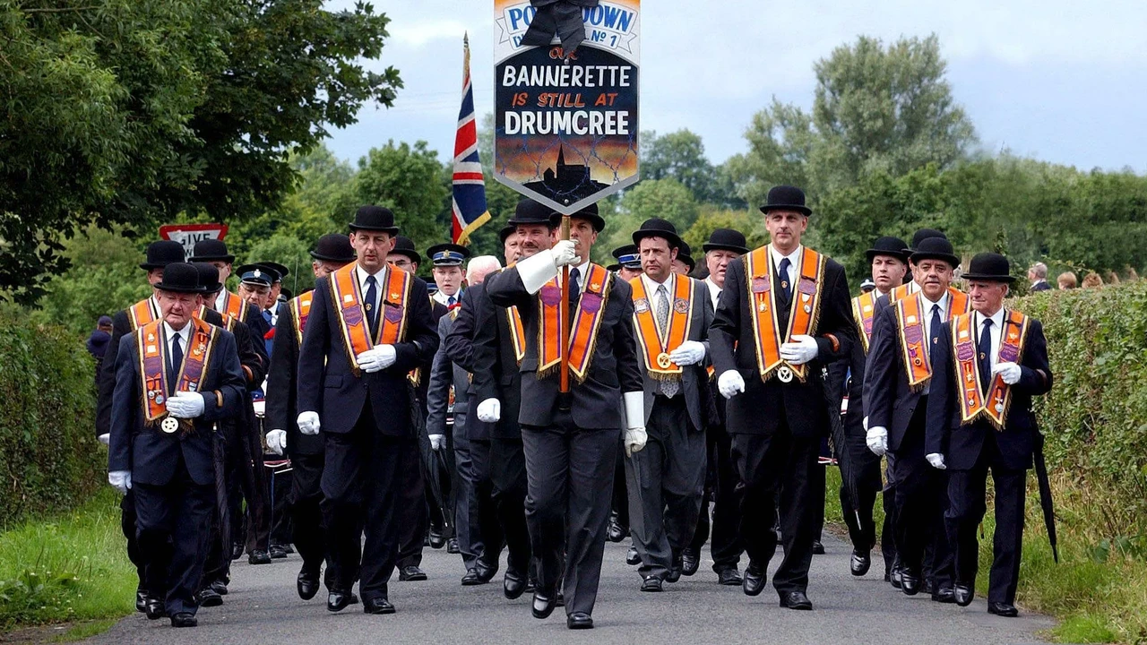Omstreden Oranjemars Noord-Ierland mag na nachtelijk vonnis toch doorgaan