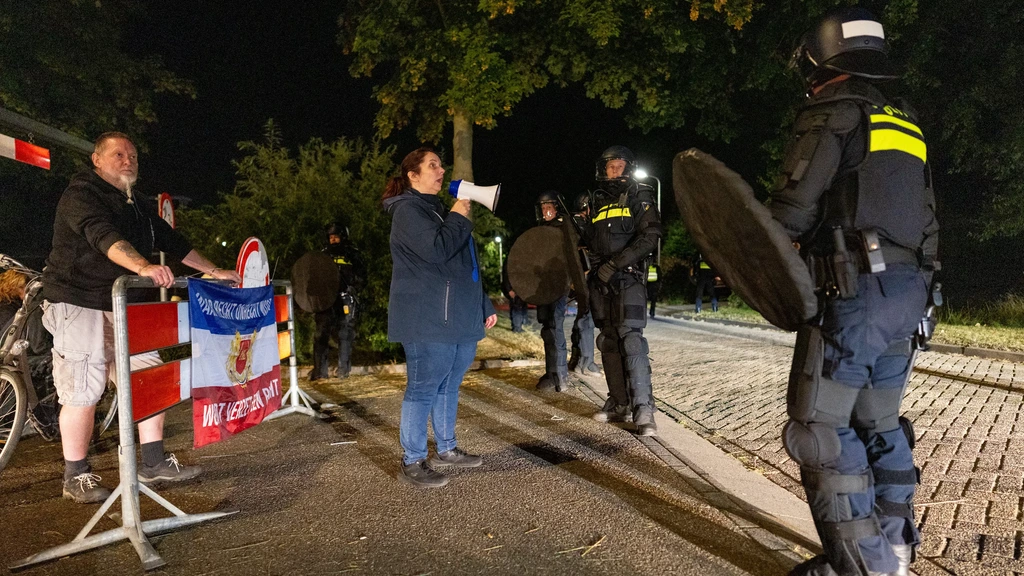 'Gigantische overlast' bij Friese nachtasielopvang, 'maar die overlast komt door actievoerders'