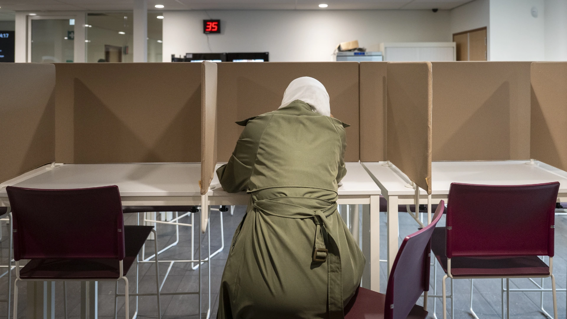 Vandaag of morgen aanmelden in Ter Apel: voor asielzoekers kan dat jaren schelen