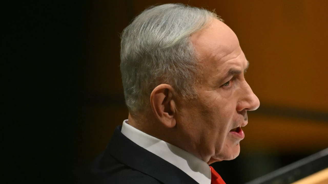 Netanyahu klaagt media aan die berichtten over waarschuwingen voor 7 oktober Netanyahu klaagt media aan die berichtten over waarschuwingen voor 7 oktober