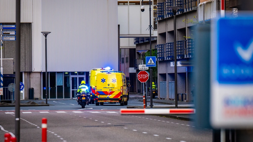 Patiënt aangekomen bij LUMC • Tweede vliegtuig kampt met technische problemen