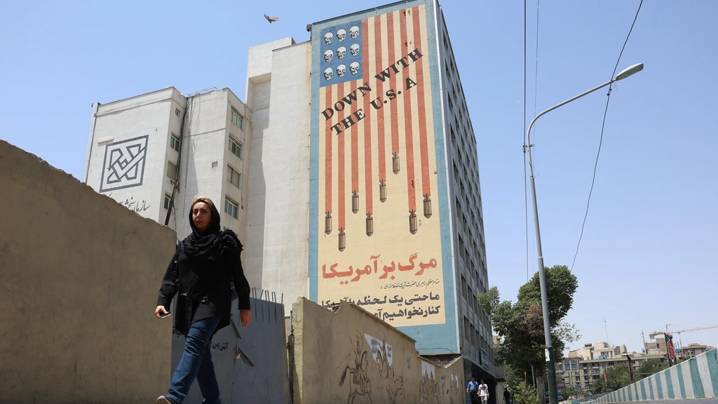 Trump: gesprekken met Iran gaan door, maar staakt-het-vuren is voorbij