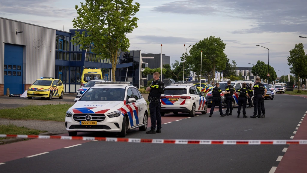 Twee arrestaties na fatale steekpartij Heerhugowaard Twee arrestaties na fatale steekpartij Heerhugowaard